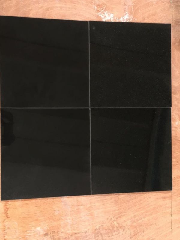 ABSOLUTE BLACK 30,5x30,5