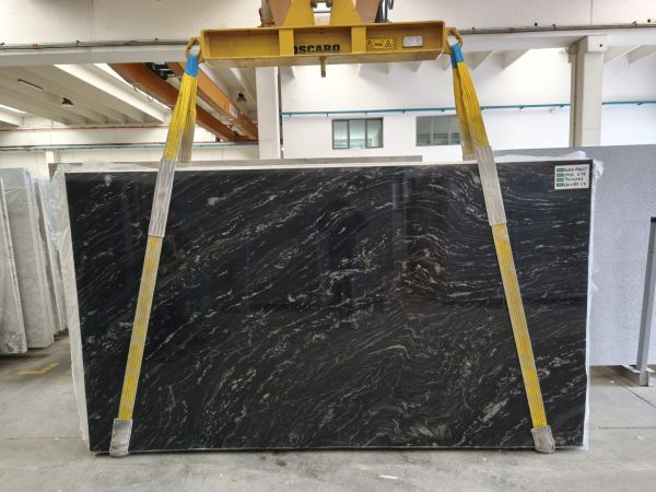 BLACK FOREST BL 2944
