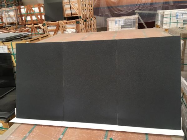 ABSOLUTE BLACK 60x40 LEATHER
